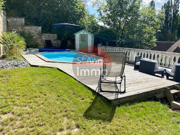 Maison - 177 m² - 7 pièces