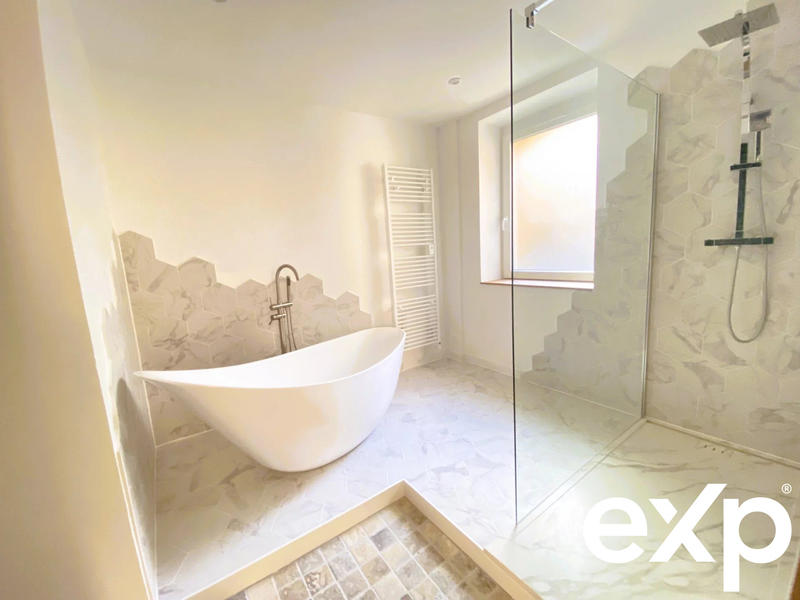 Appartement - 132 m² - 5 pièces