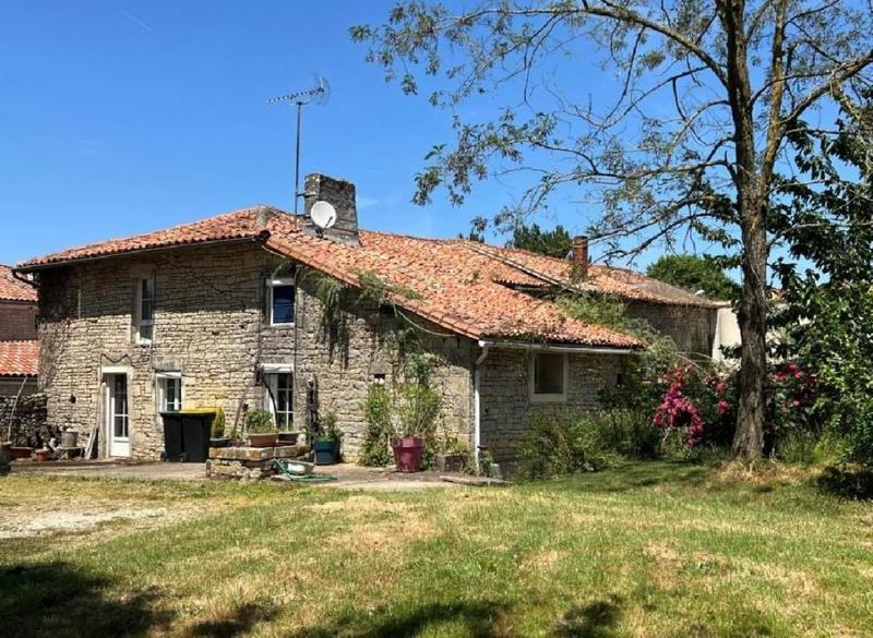 Maison - 180 m² - 7 pièces