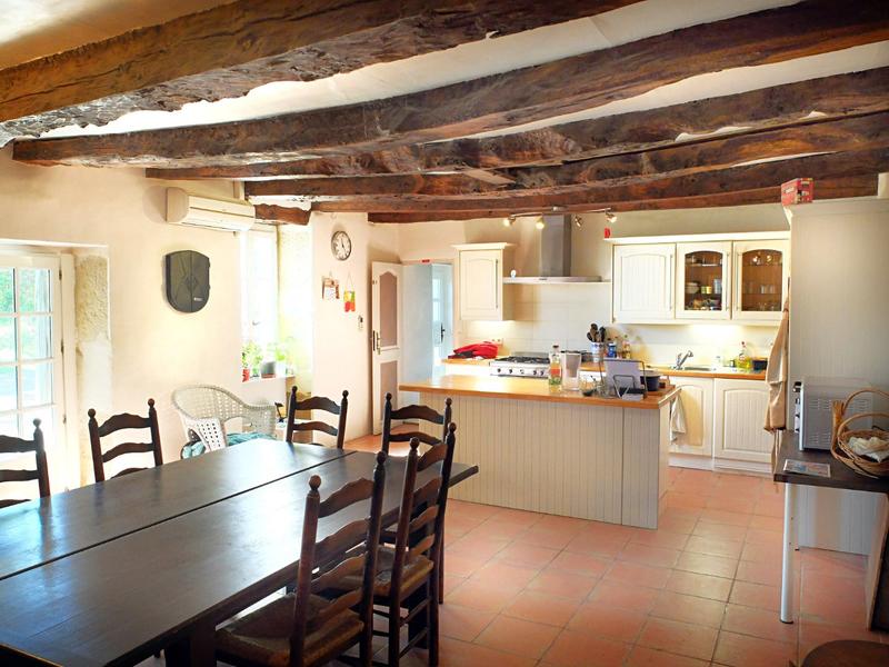 Maison - 284 m² - 8 pièces