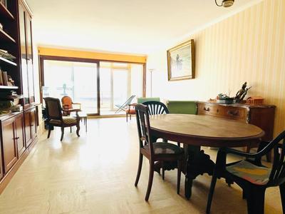 Appartement - 77 m² - 3 pièces