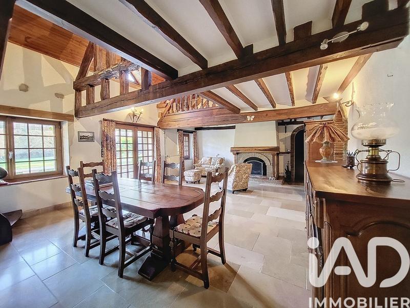 Maison - 294 m² - 10 pièces