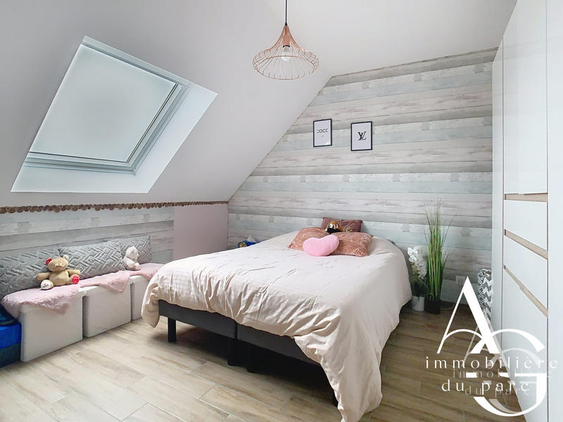 Maison traditionnelle - 113 m² - 6 pièces