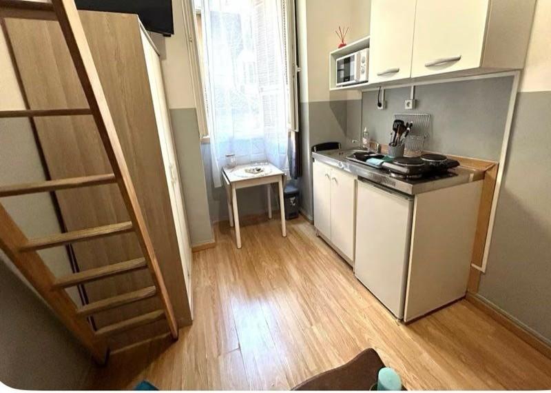 Studio - 20 m² - 1 pièce