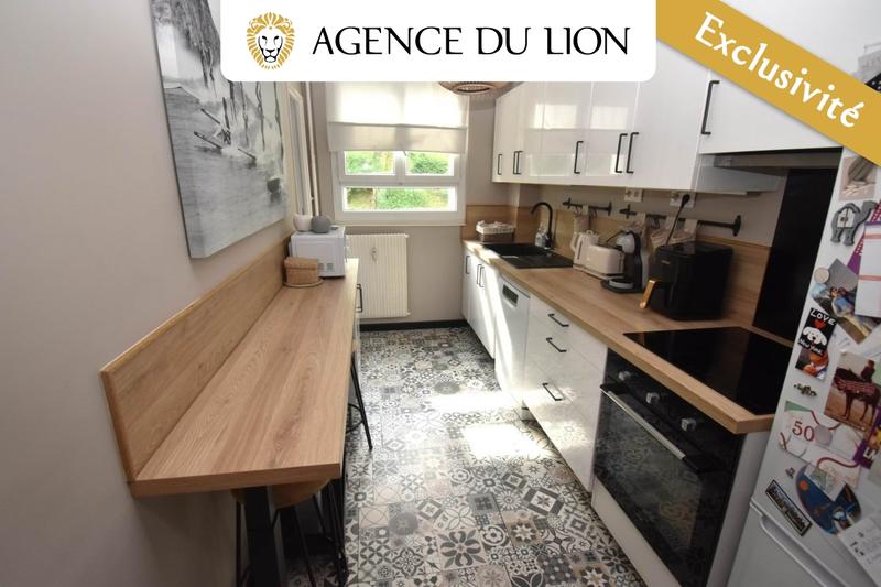 Appartement - 95 m² - 5 pièces