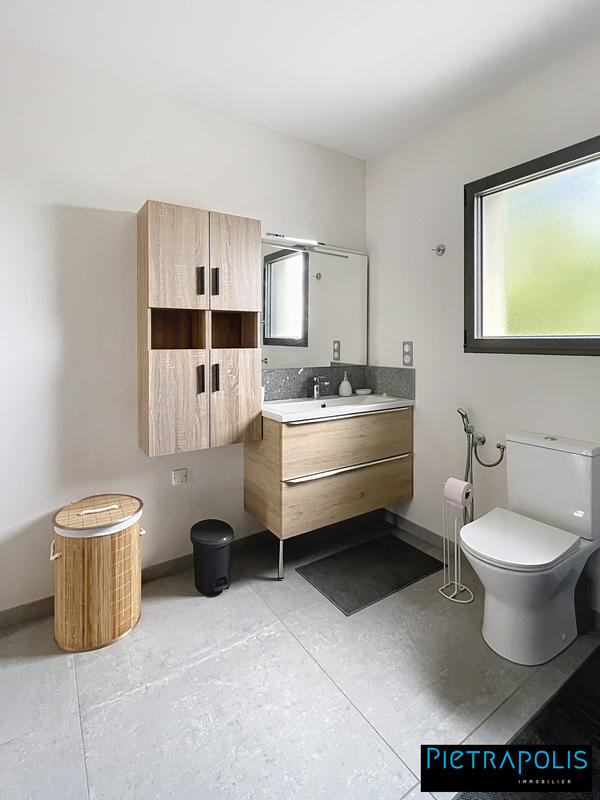 Maison - 138 m² - 6 pièces