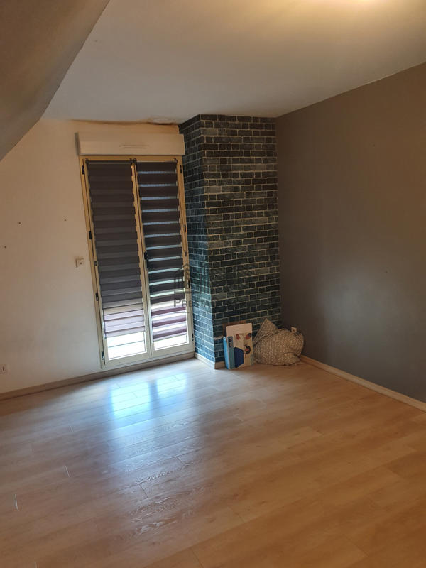 Maison - 200 m² - 6 pièces