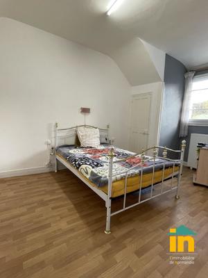 Maison de ville - 80 m² - 4 pièces