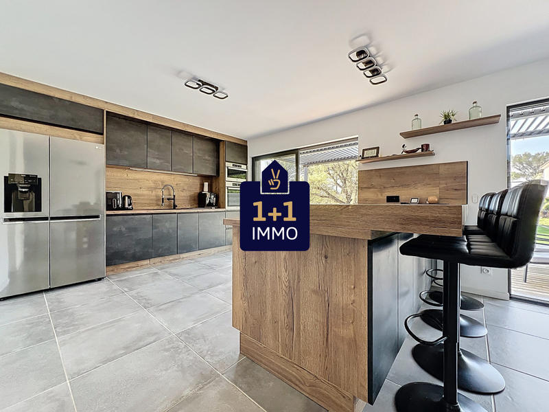 Maison - 110 m² - 4 pièces