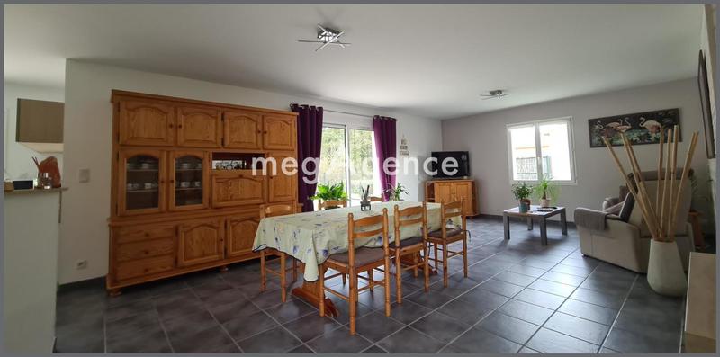 Maison - 101 m² - 8 pièces