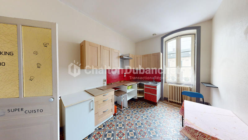 Appartement - 93 m² - 4 pièces