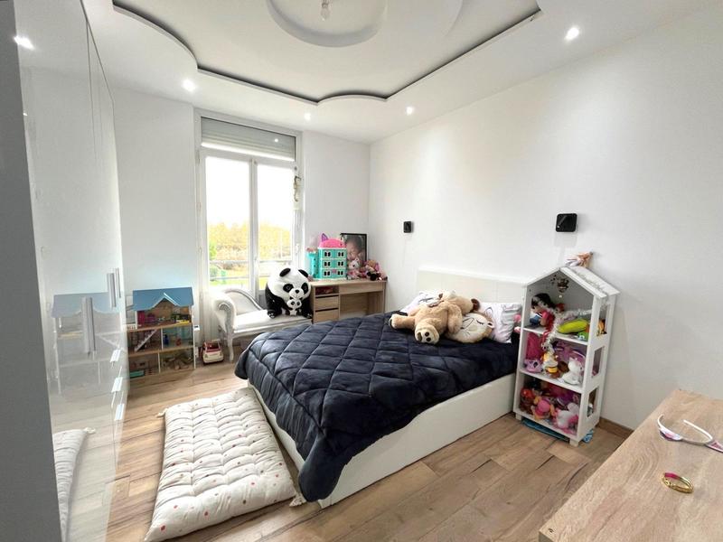 Maison ancienne - 212 m² - 8 pièces