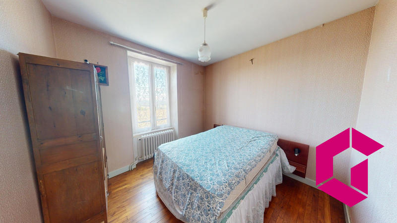 Maison - 131 m² - 8 pièces