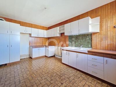 Appartement - 98 m² - 4 pièces