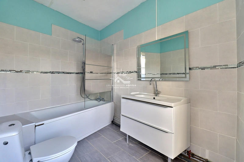 Maison - 87 m² - 4 pièces