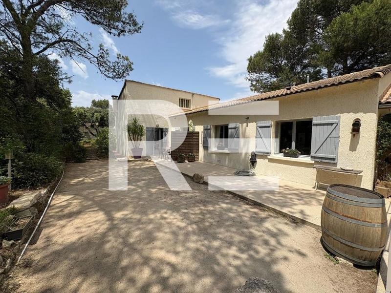 Maison - 168 m² - 7 pièces