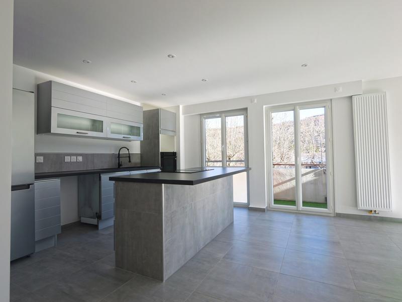 Appartement - 92 m² - 4 pièces