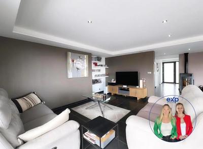 Propriété - 183 m² - 7 pièces