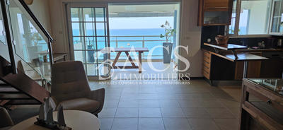 Appartement - 105 m² - 4 pièces