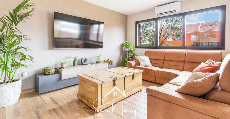 Maison - 105 m² - 5 pièces