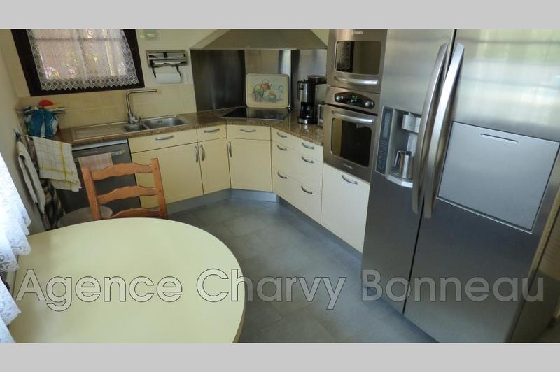 Maison - 183 m² - 8 pièces