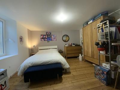 Maison - 166 m² - 6 pièces