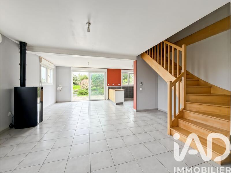 Maison - 104 m² - 5 pièces