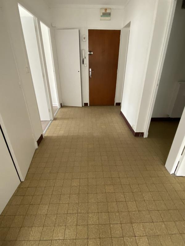 Appartement - 72 m² - 3 pièces