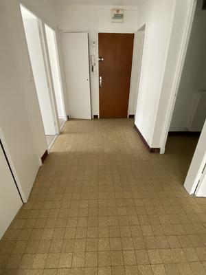 Appartement - 72 m² - 3 pièces