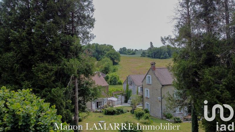 Maison - 332 m² - 13 pièces