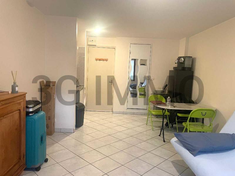 Local commercial - 78 m² - 4 pièces