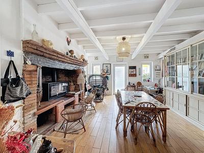 Maison - 79 m² - 5 pièces