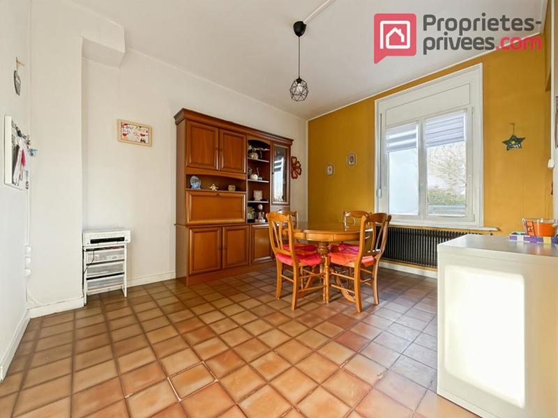 Maison - 94 m² - 5 pièces