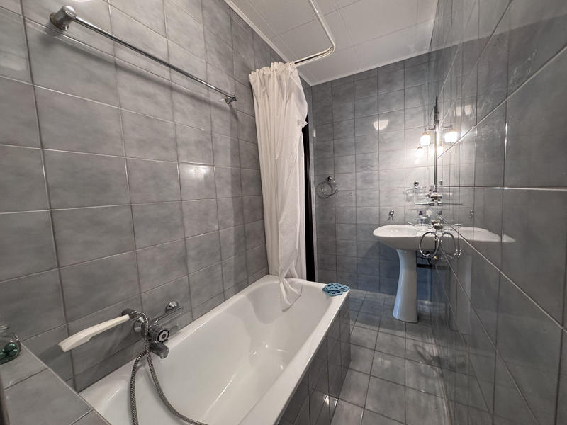 Maison - 311 m² - 9 pièces