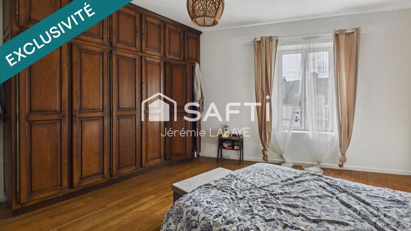 Maison - 240 m² - 6 pièces