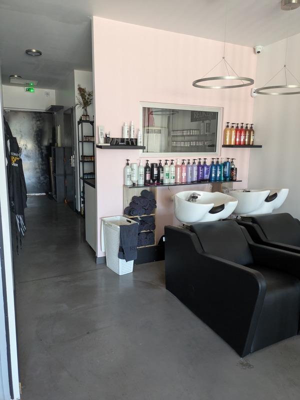 Local commercial - 100 m² - 1 pièce