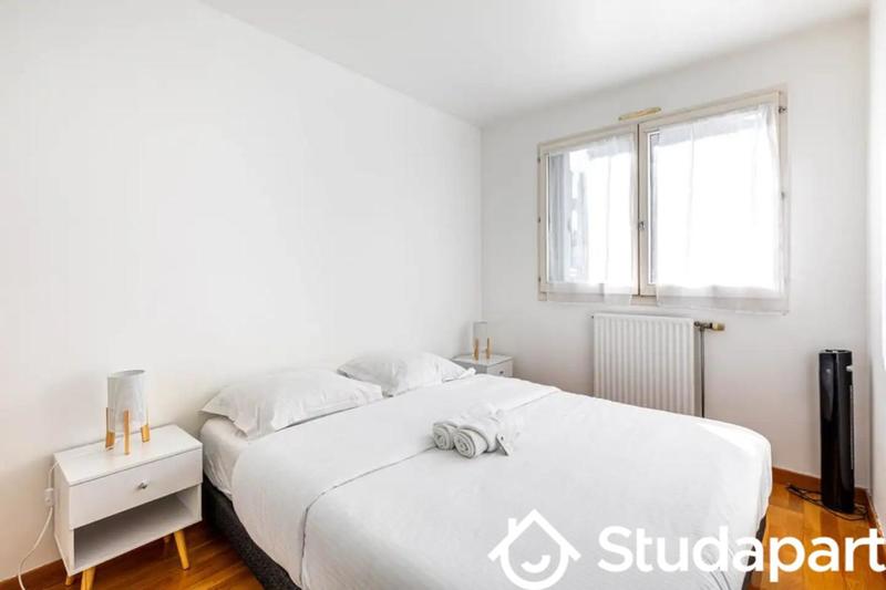 Chambre - 10 m² - 1 pièce