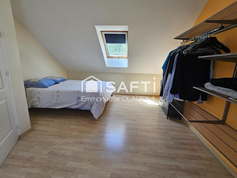 Maison - 146 m² - 7 pièces