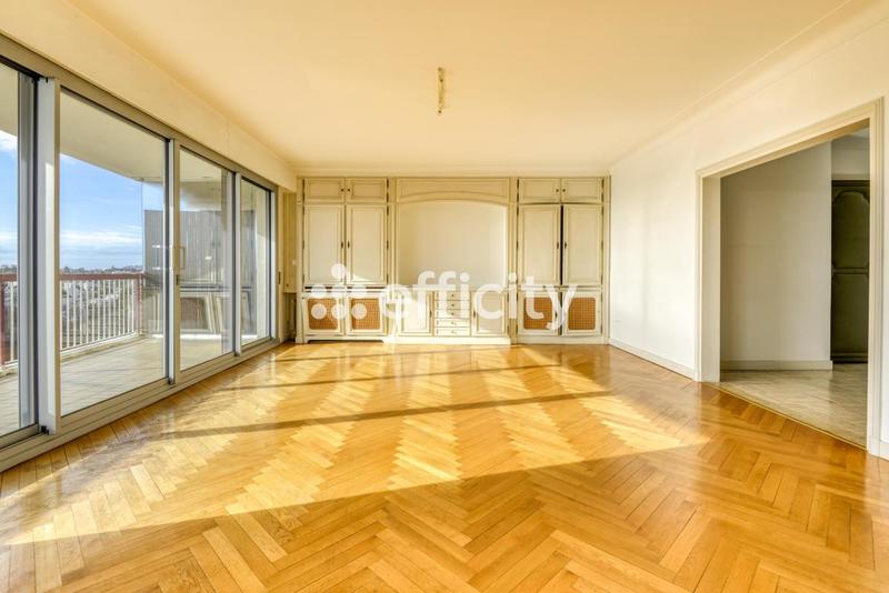 Appartement - 157 m² - 6 pièces