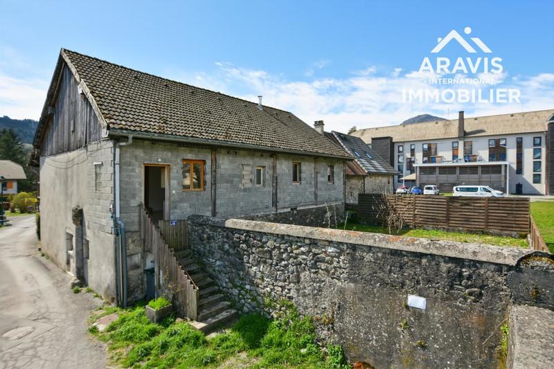 Maison - 180 m² - 7 pièces