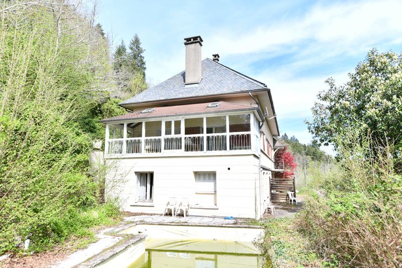 Maison - 484 m² - 9 pièces