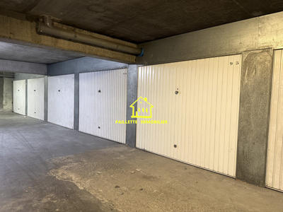 Parking / Garage - 13 m²