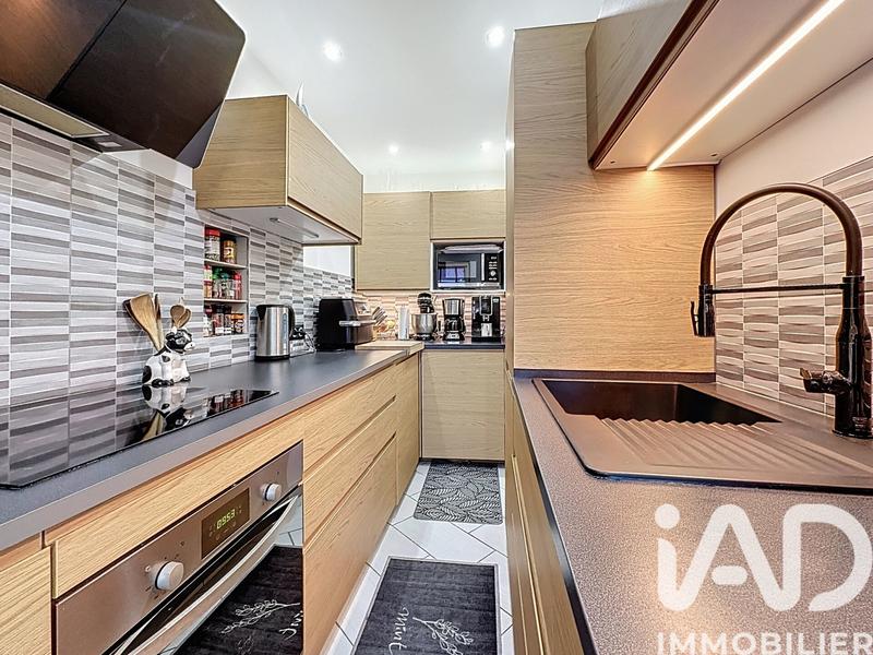 Maison - 110 m² - 4 pièces