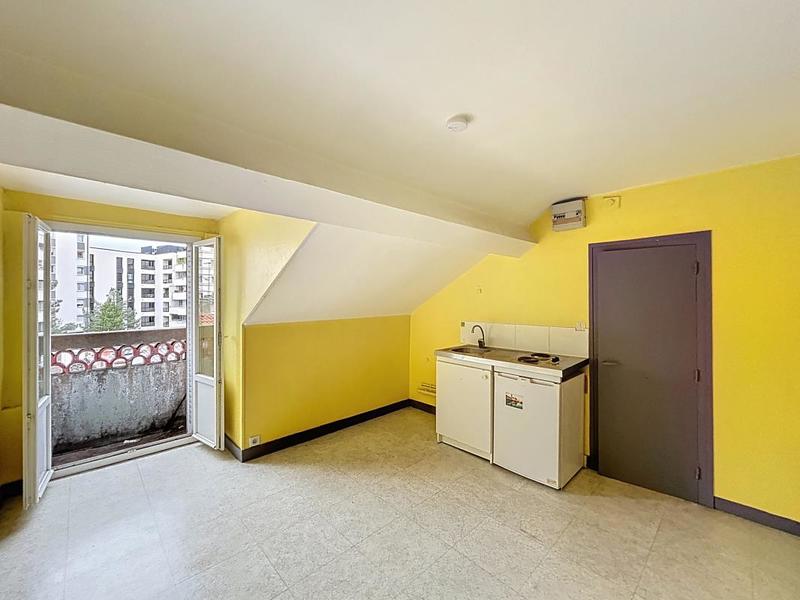 Studio - 16 m² - 1 pièce