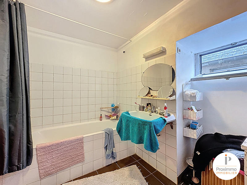 Immeuble - 84 m² - 5 pièces