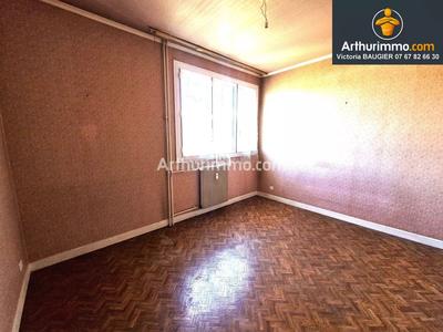 Appartement - 77 m² - 4 pièces