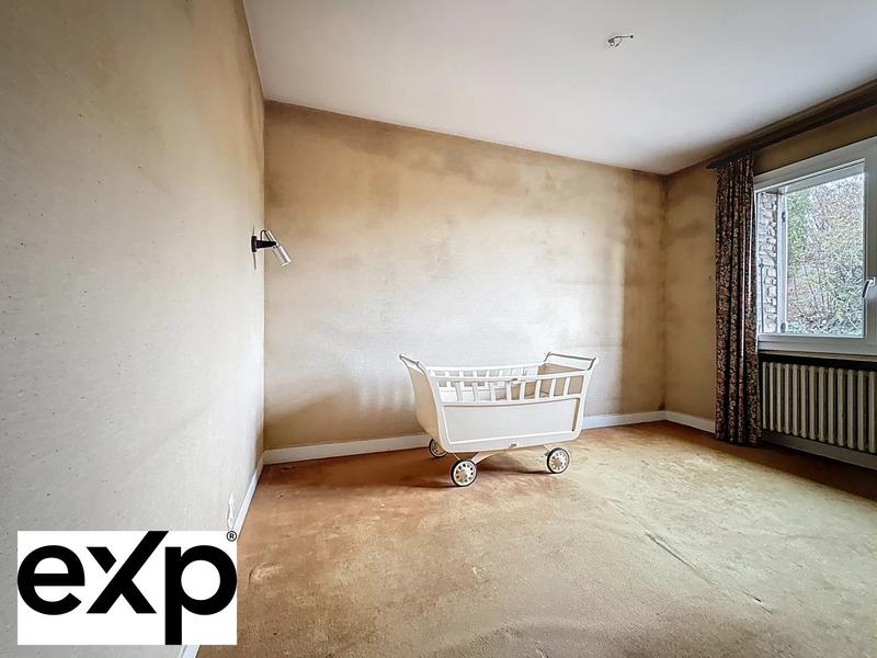 Maison - 302 m² - 12 pièces