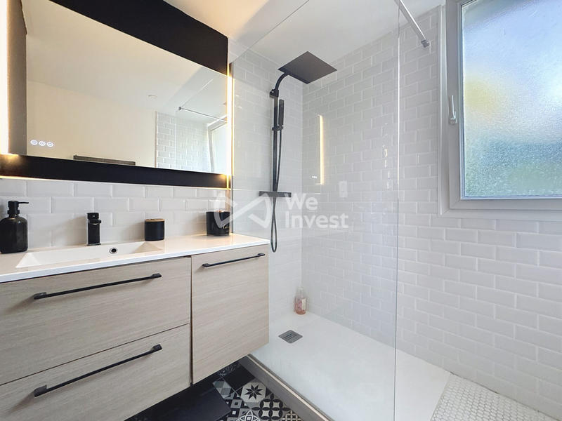 Appartement - 87 m² - 5 pièces