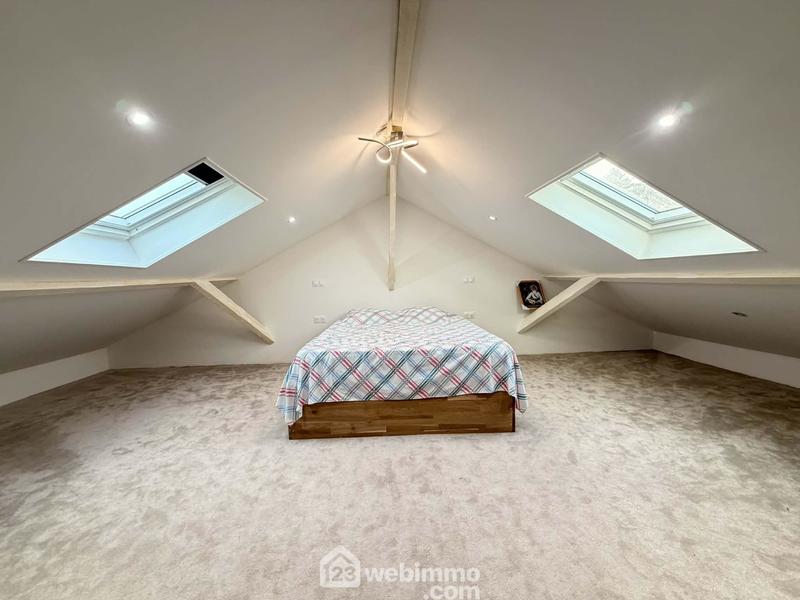 Maison - 96 m² - 5 pièces