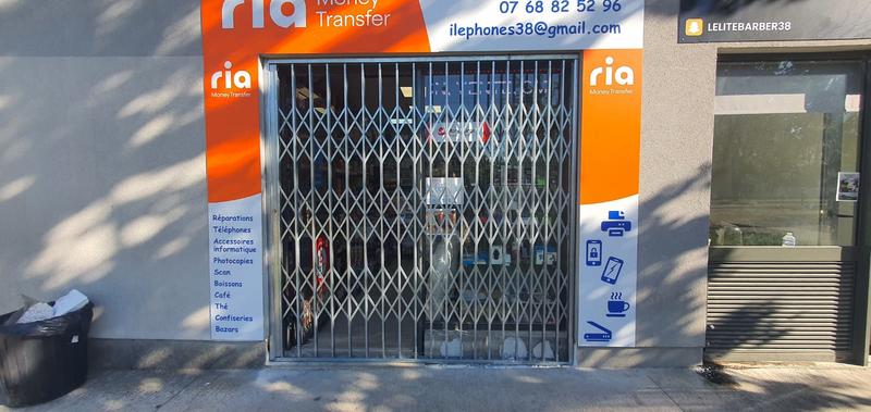 Metal 2000 Nantes - Réparation et installation Rideaux et grilles métalliques